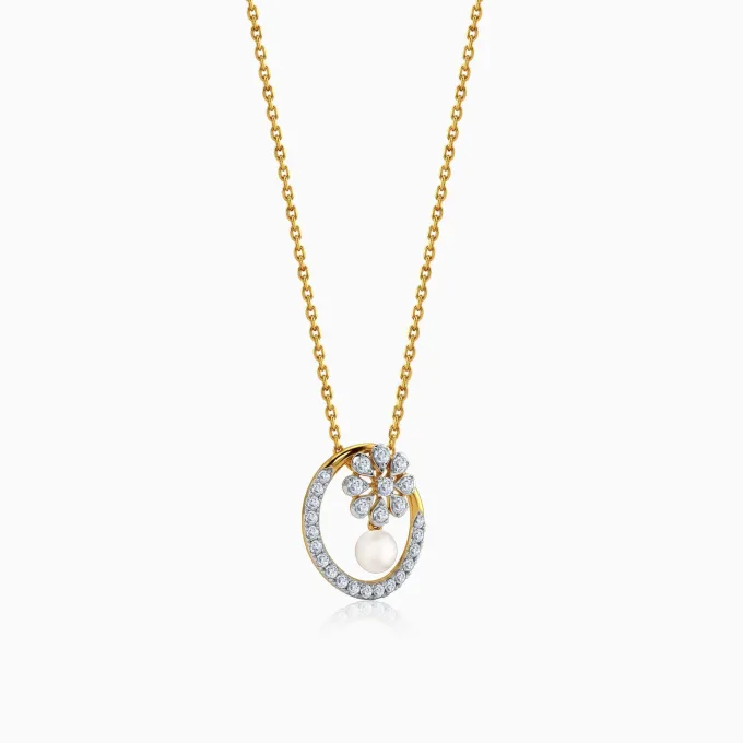 Anushka Sharma Gold Amata Floral Lab Grown Diamond Pendant