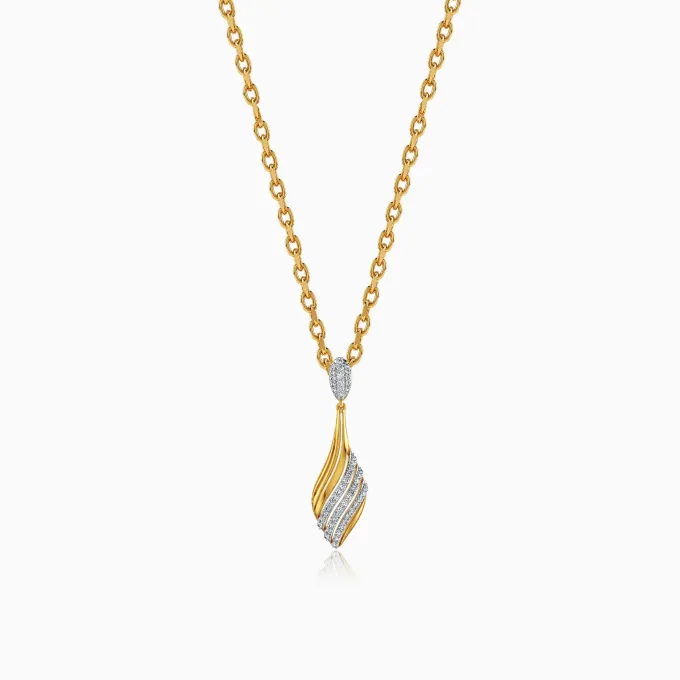 Anushka Sharma Gold Aurora Drift Lab Grown Diamond Pendant