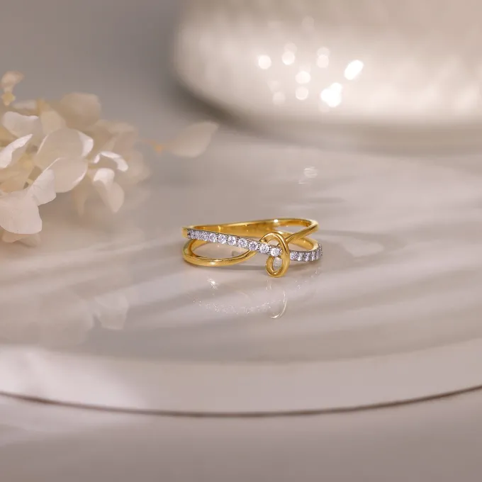 Anushka Sharma Gold Forever Knot Diamond Ring