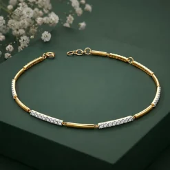 Anushka Sharma Gold Horizon Line Lab Grown Diamond Bracelet