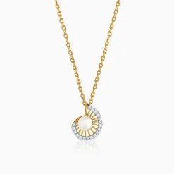 Anushka Sharma Gold Ocaso Lab Grown Diamond Pendant