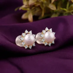 Anushka Sharma Gold Sol Spark Lab Grown Diamond Studs
