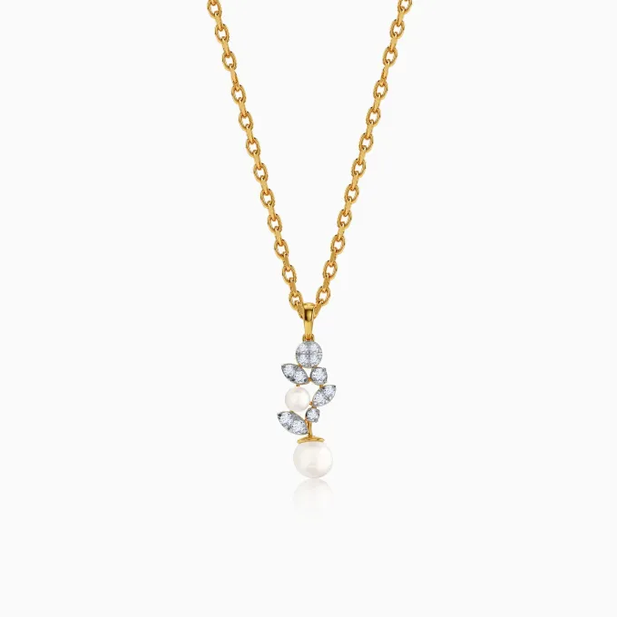 Anushka Sharma Gold Zoya Lab Grown Diamond Pendant
