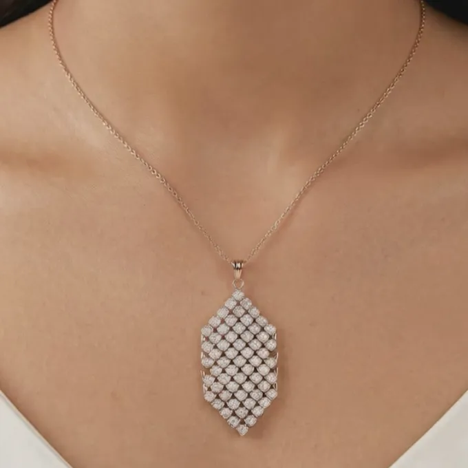 Dual Tone Aurora Angle Silver Pendant With Link Chain
