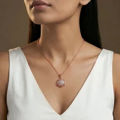 Dual Tone Eloria Silver Pendant With Link Chain
