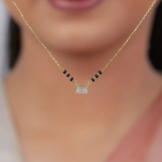 Gold Aarohi Solitaire Lab Grown Diamond Mangalsutra