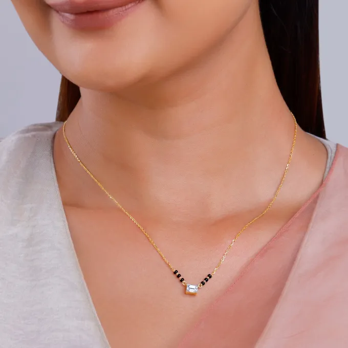 Gold Aarohi Solitaire Lab Grown Diamond Mangalsutra