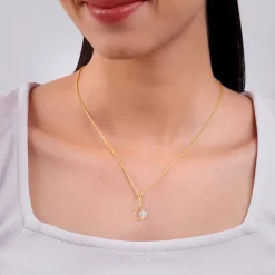 Gold Aqua Bloom Lab Grown Diamond Pendant
