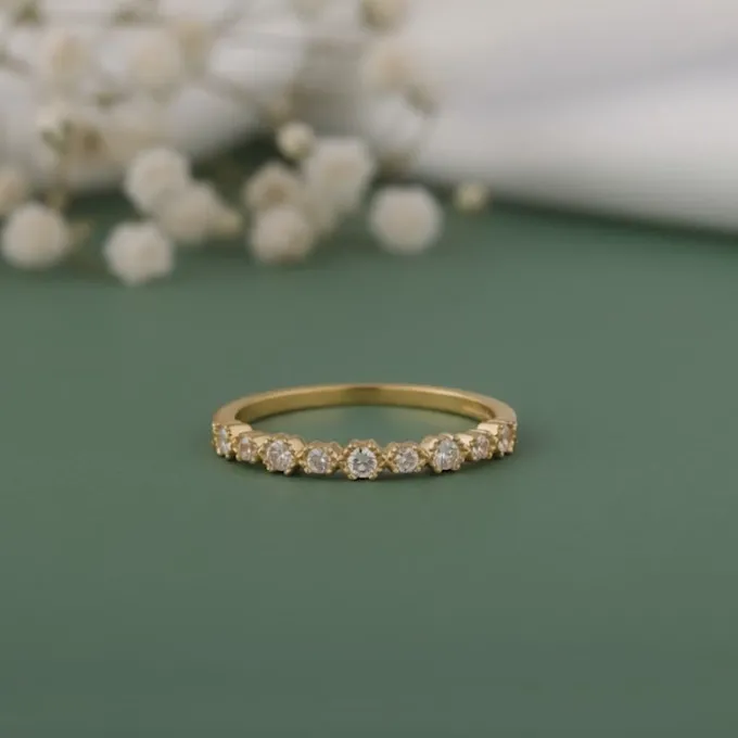 Gold Aurine Lab Grown Diamond Ring