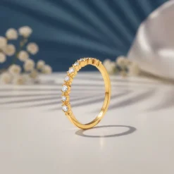 Gold Aurine Lab Grown Diamond Ring