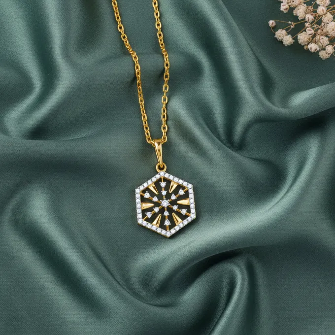 Gold Aurum Edge Lab Grown Diamond Pendant