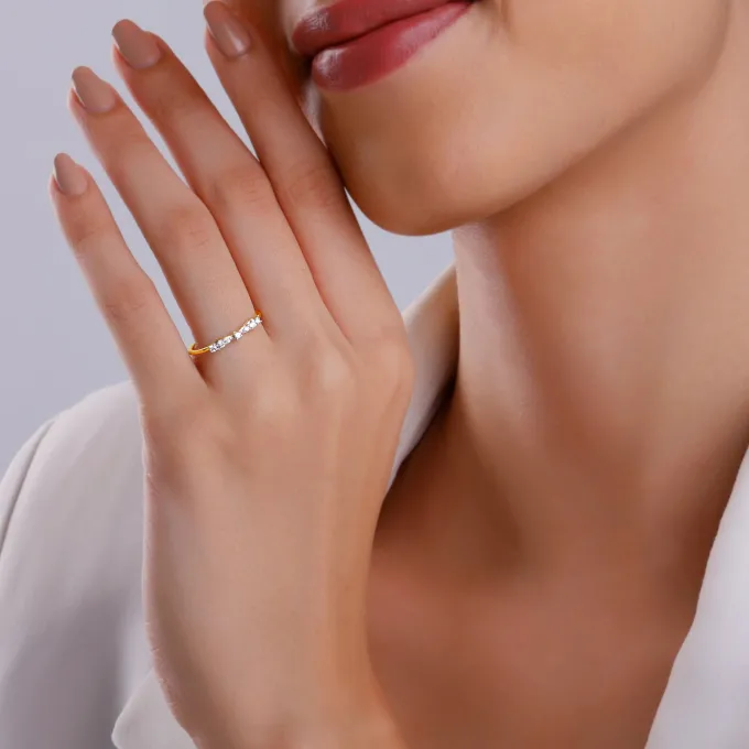 Gold Bow Diamond Ring