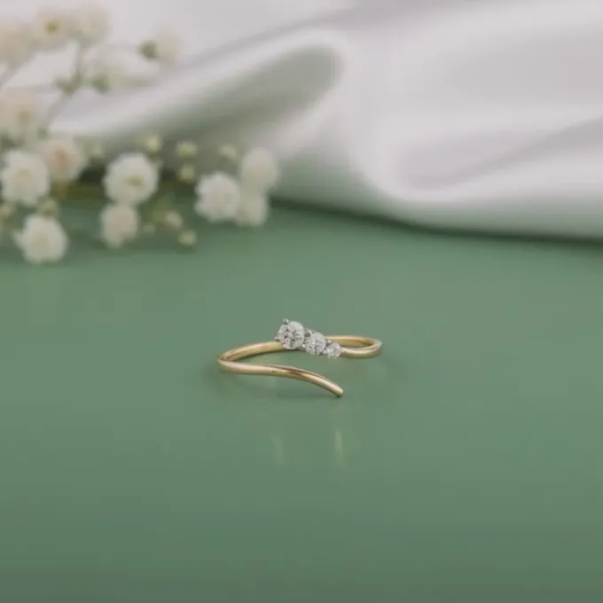 Gold Classic Line Lab Grown Diamond Ring