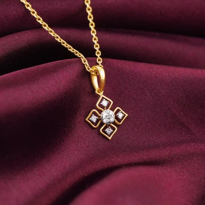 Gold Dazzling Diamond Pendant