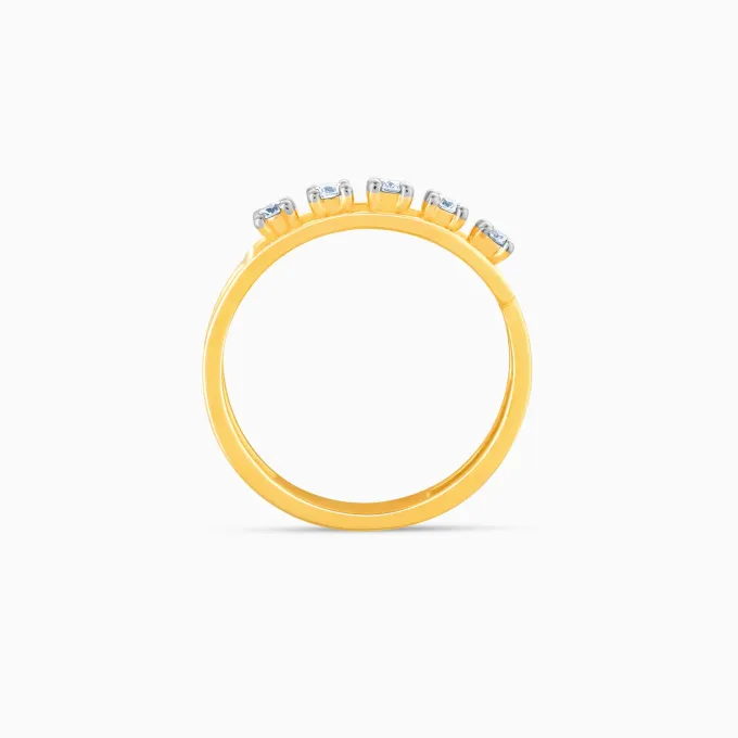 Gold Dazzling Diamond Ring
