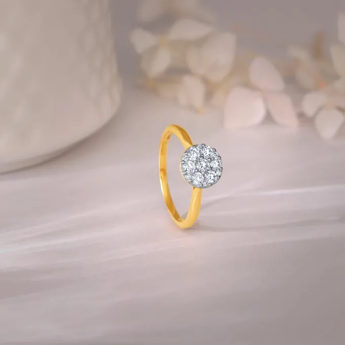 Gold Dew Drop Diamond Ring