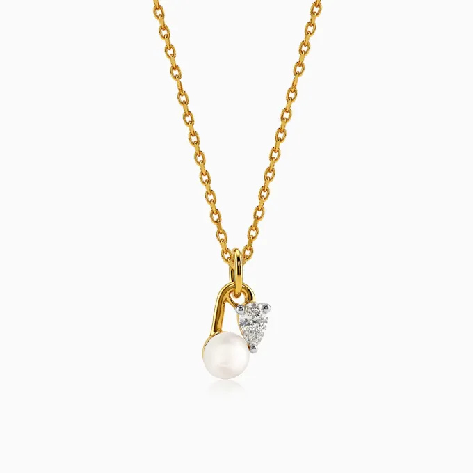 Gold Divine Trace Lab Grown Diamond Pendant