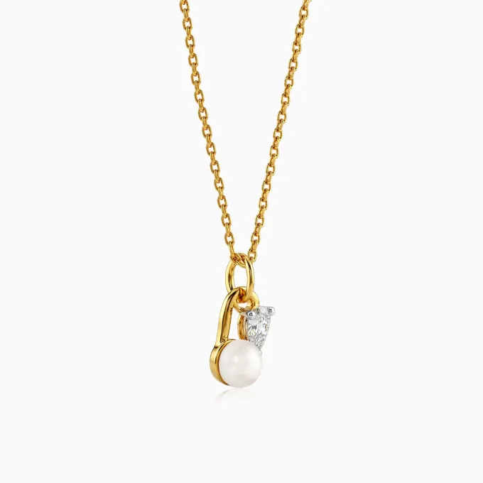 Gold Divine Trace Lab Grown Diamond Pendant