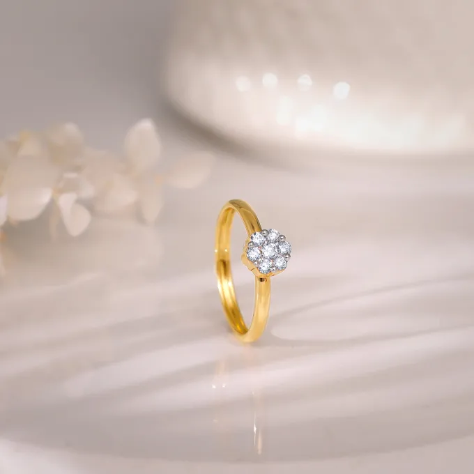 Gold Elegant Spark Diamond Ring