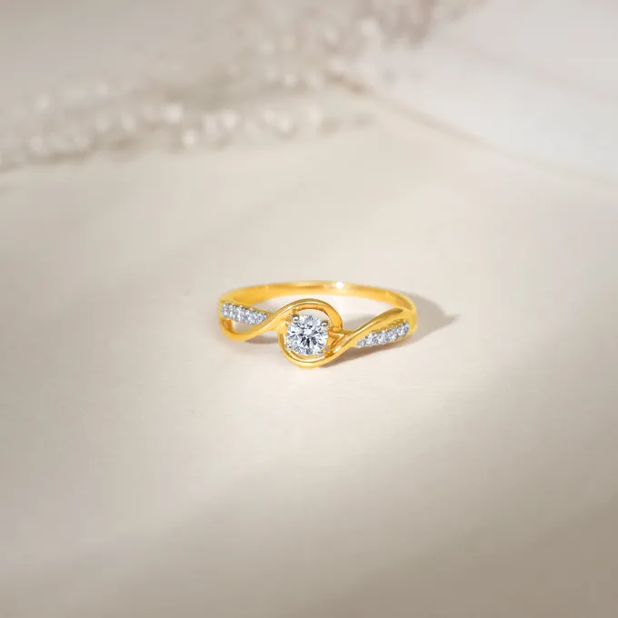 Gold Enchante Lab Grown Diamond Ring