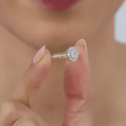 Gold Epireal Lab Grown Diamond Ring