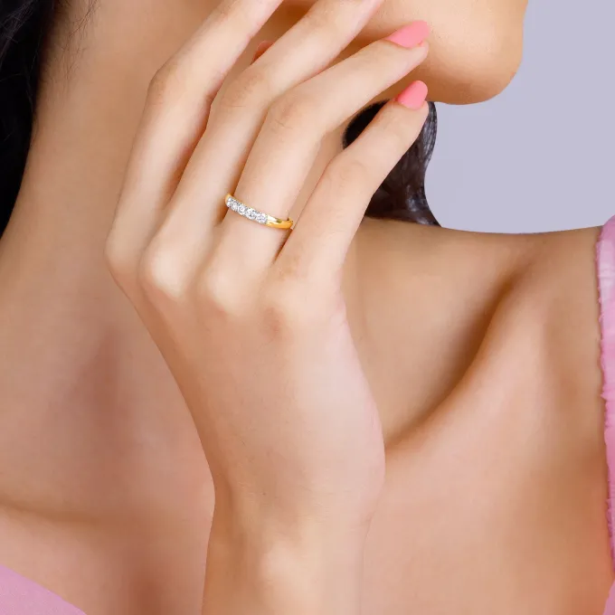 Gold Everlasting Radiance Diamond Ring
