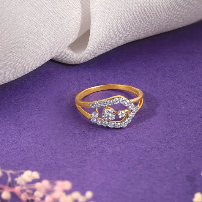 Gold Glorious Lab Grown Diamond Ring