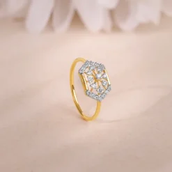 Gold Hexagonaria Lab Grown Diamond Ring