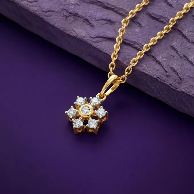 Gold Indent Flora Lab Grown Diamond Pendant