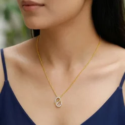 Gold Intertwined Grace Lab Grown Diamond Pendant
