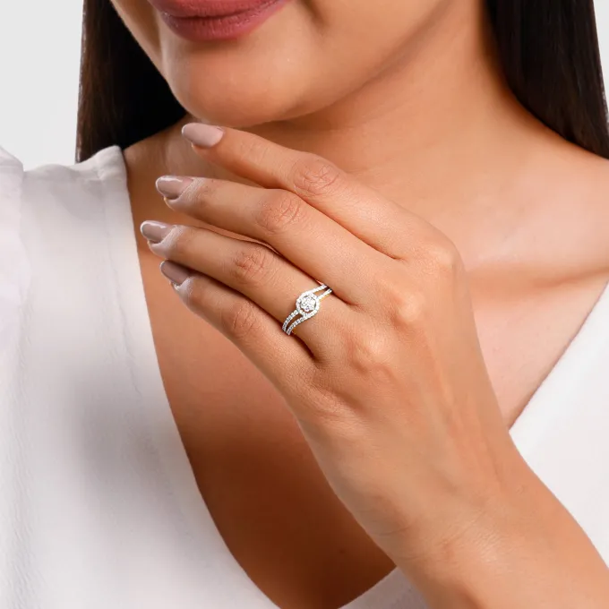 Gold Nigella Cluster Lab Grown Diamond Ring