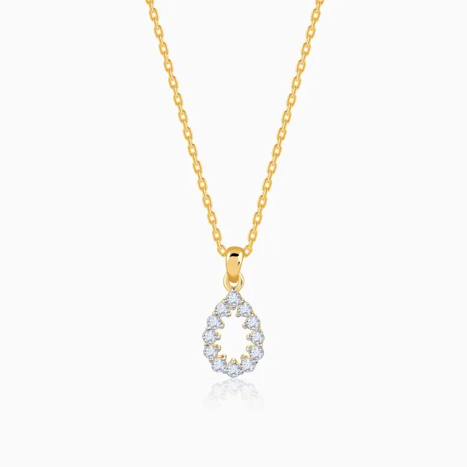 Gold Oval Aura Lab Grown Diamond Pendant