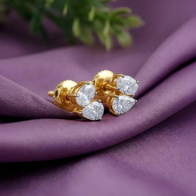 Gold Poised Glow Lab Grown Diamond Earrings
