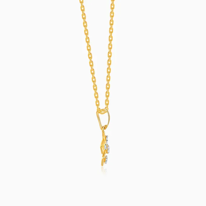 Gold Radiant Petals Lab Grown Diamond Pendant