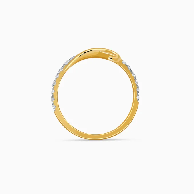 Gold Regal Rise Lab Grown Diamond Ring