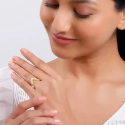 Gold Regalia Lab Grown Diamond Vanki Ring