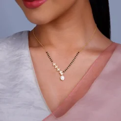 Gold Rhea Solitaire Diamond Mangalsutra