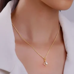 Gold Rhombus Diamond Pendant