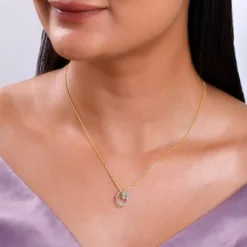 Gold Rosaline Spark Lab Grown Diamond Pendant