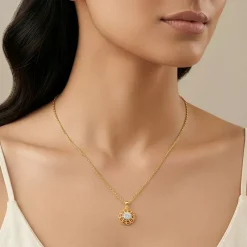 Gold Roxane Lab Grown Diamond Pendant