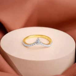 Gold Scallop Shine Lab Grown Diamond Ring