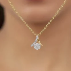 Gold Tantalising Diamond Pendant
