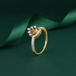 Gold Twinkle Throne Lab Grown Diamond Ring