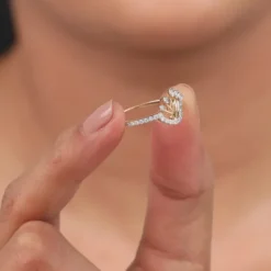 Gold Twinkle Throne Lab Grown Diamond Ring