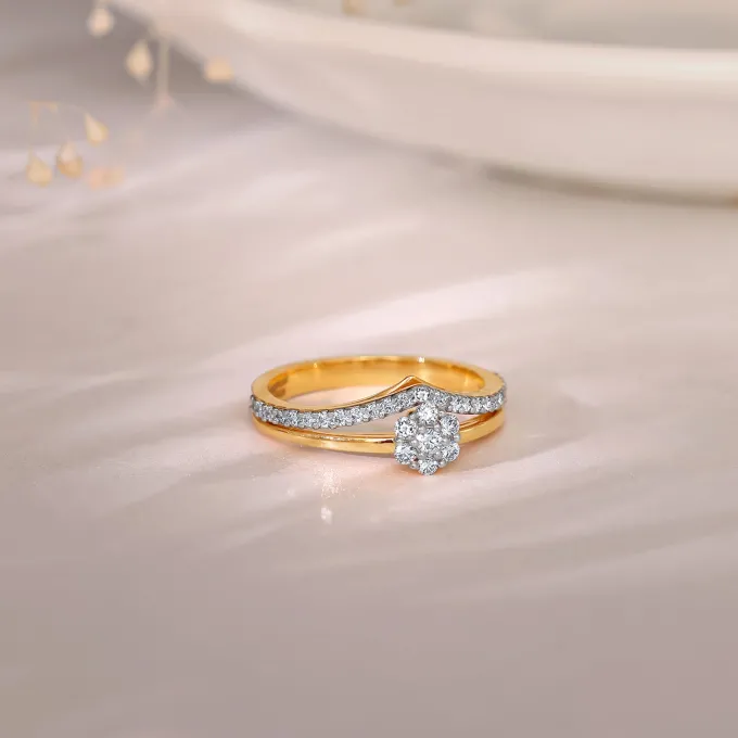 Gold Vanki Twist Diamond Ring