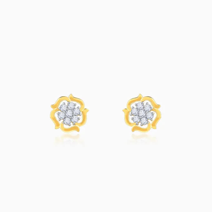 Gold Wavy Flower Diamond Earrings