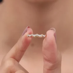 Gold Wavy Wonder Lab Grown Diamond Ring
