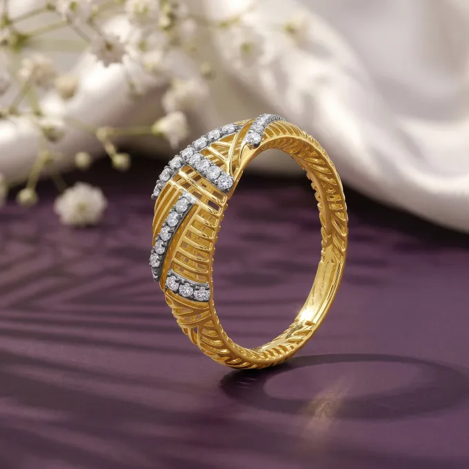 Gold Zigzag Lab Grown Diamond Ring (Size 12)