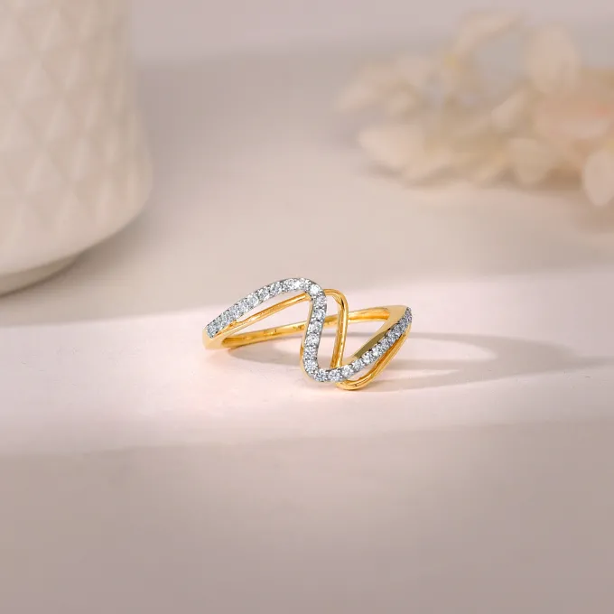 Gold ZigZag Luxe Diamond Ring