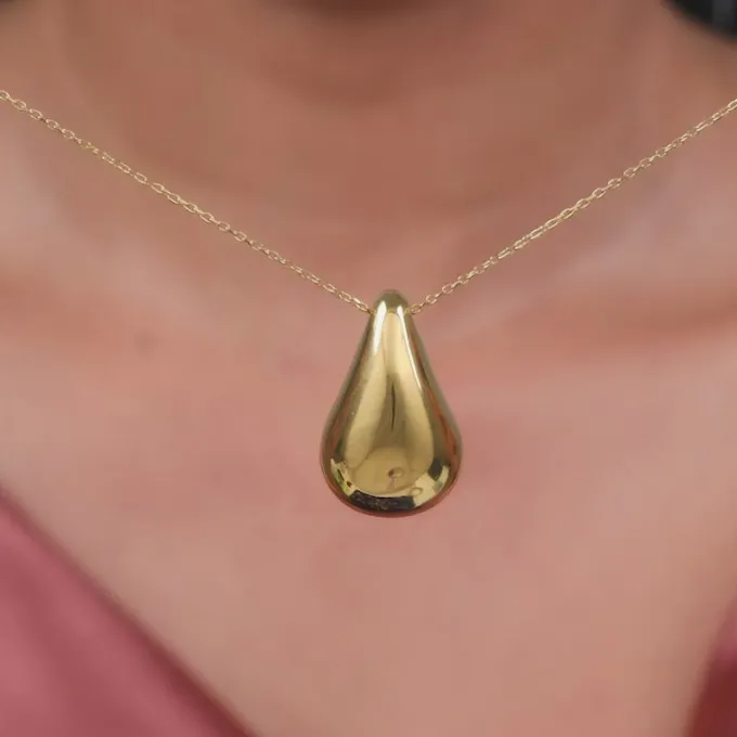 Golden Dome Drop Pendant With Link Chain